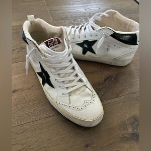 Golden Goose mid star size 42
